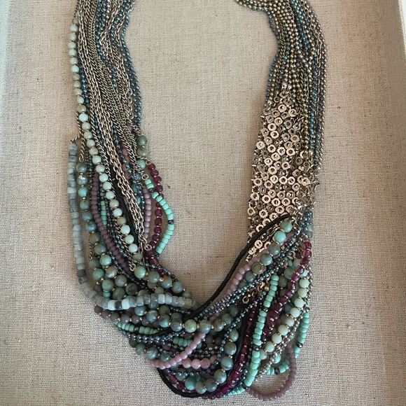 Mae Statement Necklace - Picture 3 of 6